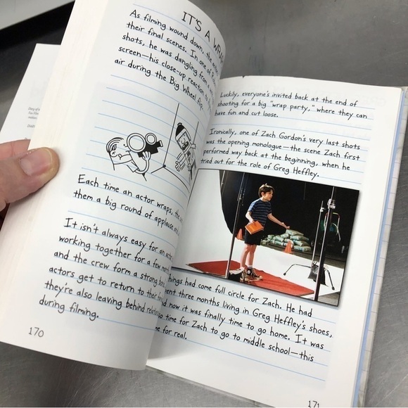 The Wimpy Kid Movie Diary by: Jeff Kinney, Hardback book - Picture 3 of 6